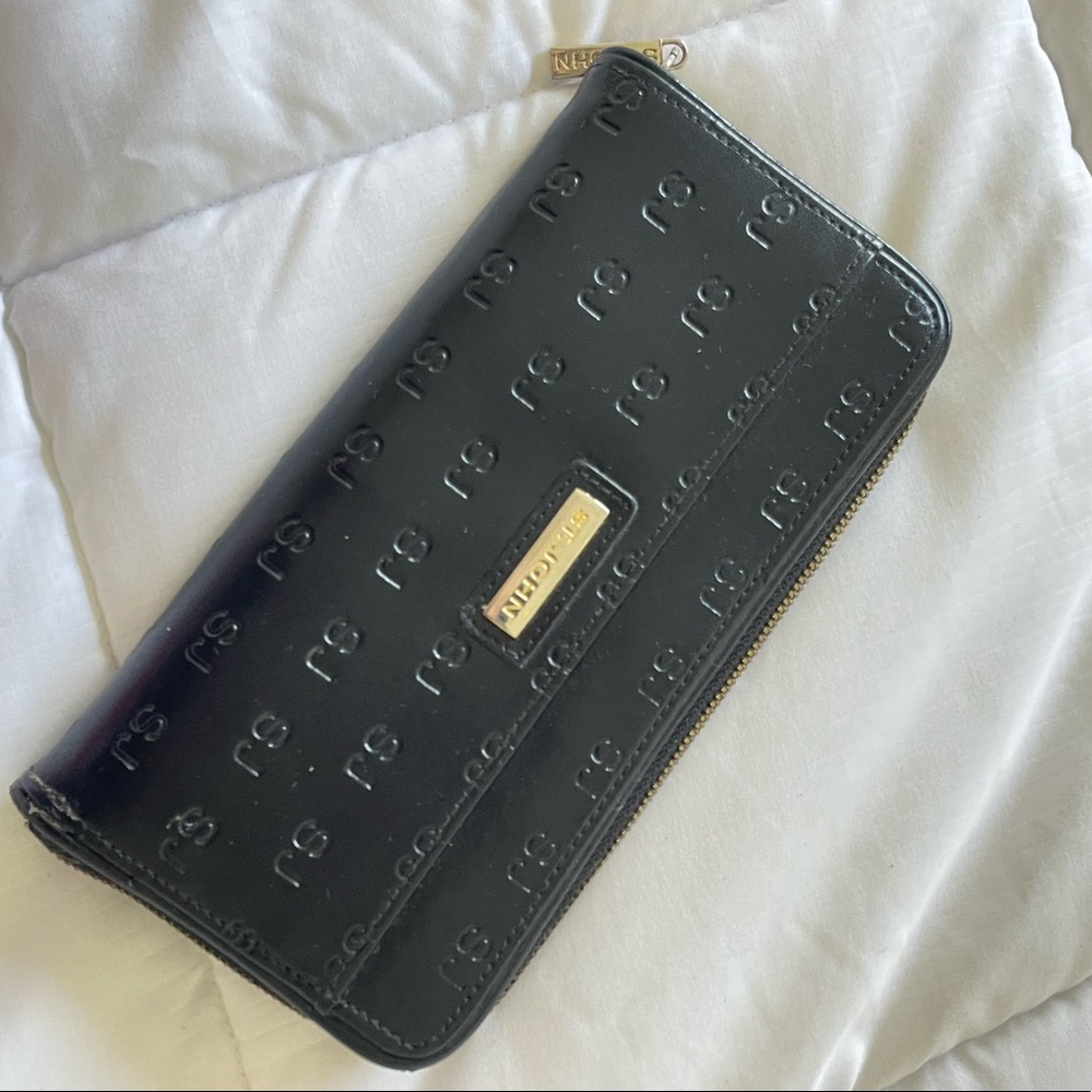 St. John’s Wallet